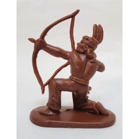 Vintage Plastic Toy Native American Archer Figurine - Made In Hong Kong - Brown - Picture 3 of 6